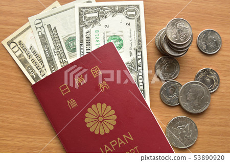 [海外旅行圖片]護照和紙幣外幣兌換 53890920