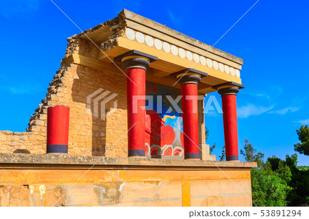 Knossos, Crete ruins of the Minoan Palace, Greece Knossos, Crete ruins of the Minoan Palace, Greece 53891294