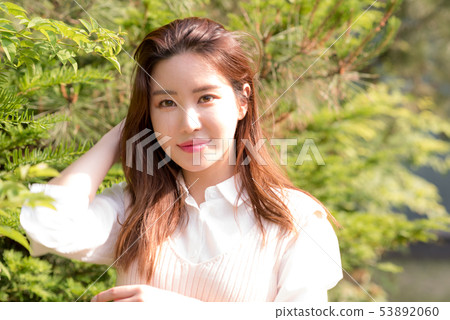 美女 我很高興 婦女的 53892060