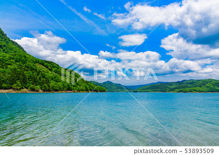 Treasure Lake 53893509