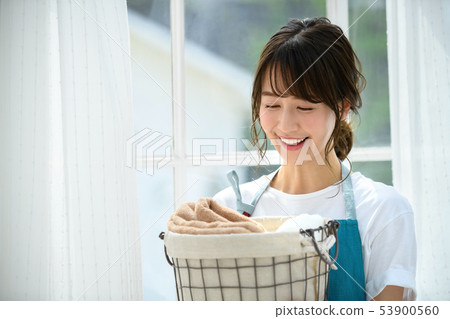 Housewife Housework Washing Woman 53900560