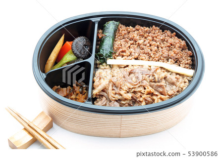 Beef box lunch 53900586