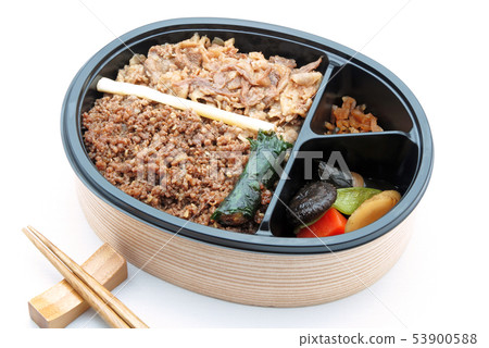 Beef box lunch 53900588