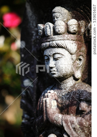 新鄉寺的石佛 53905607