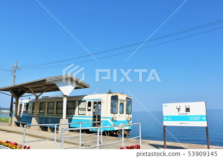 Railroad scenery from Shimogashi Station in Shikoku Ehime Prefecture Railroad scenery from Shimogashi Station in Shikoku Ehime Prefecture 53909145