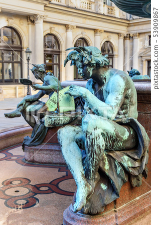 Hygieia fountain in courtyard of Hamburg City Hall Hygieia fountain in courtyard of Hamburg City Hall 53909867