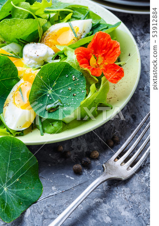 Summer nasturtium salad 53912884