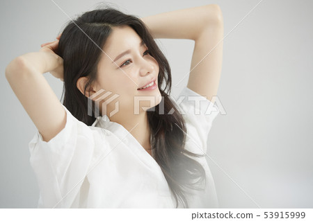 女人美麗的早晨 53915999