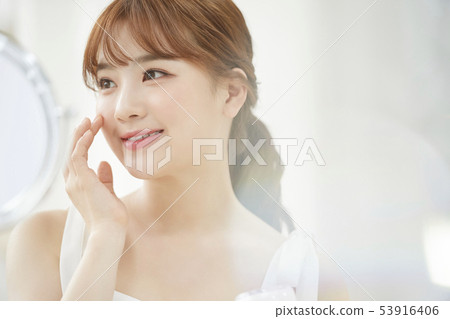 Women beauty Women beauty 53916406