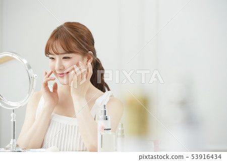 Women beauty Women beauty 53916434