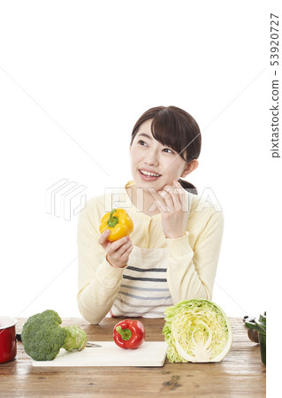 Housewife cooking Housewife cooking 53920727