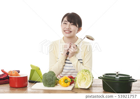 Housewife cooking Housewife cooking 53921757
