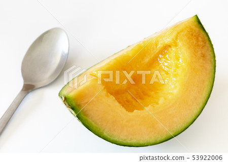 Melon cut into quarters Melon cut into quarters 53922006