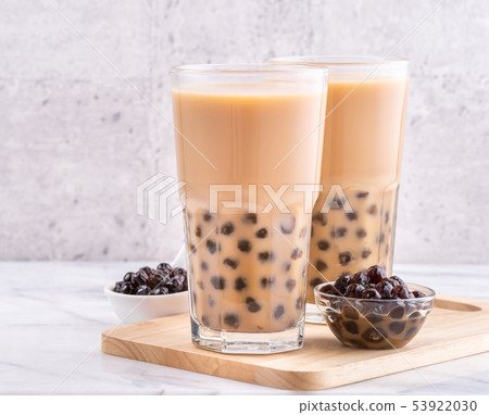 Taiwanese snacks pearl milk tea boba milk tea tapioca タピオカ パールミルクティー