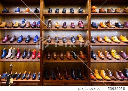 men footwear boutique store 53926058