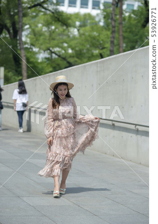 Facial expression of Korean female, park, Namsan Facial expression of Korean female, park, Namsan 53926771