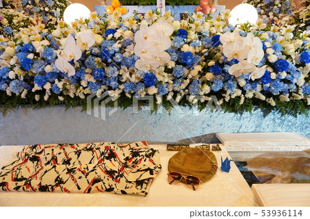 Flower altar with phalaenopsis Flower altar with phalaenopsis 53936114