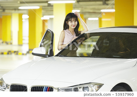 汽車，停車場，地下停車場，商界女強人 53937960