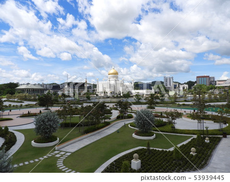 Sultan Omar Ali Saifedin Mosque Brunei 53939445