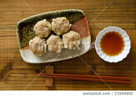 Meat dishes 53940900