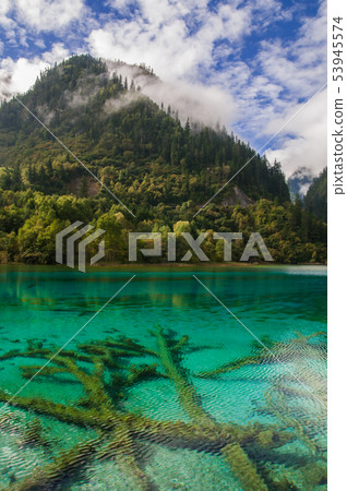  Jiuzhaigou 53945574