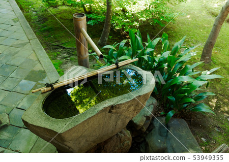 Keninji Temple Tsukubai 53949355