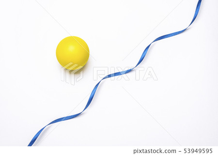 Blue ribbon, blue ribbon, yellow ball Blue ribbon, blue ribbon, yellow ball 53949595