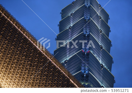 Taipei Xinyi District Taipei Xinyi District 53951271