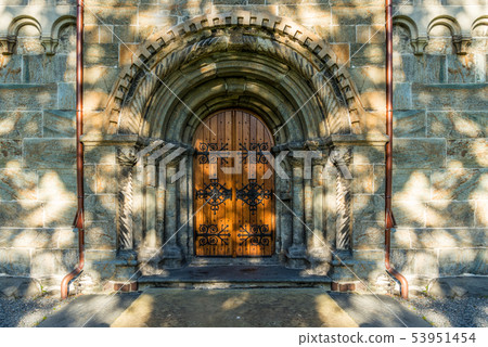 The Backgrounds of vintage door The Backgrounds of vintage door 53951454