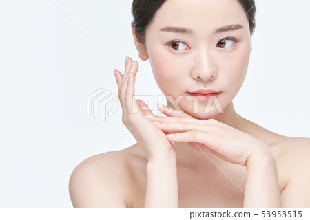 Women beauty 53953515