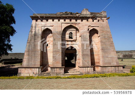 Face of Hindola Mahal, Mandu Face of Hindola Mahal, Mandu 53956978