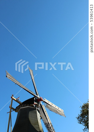 風車在Kekenkov公園 53961413