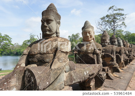  Angkor Thom 53961484
