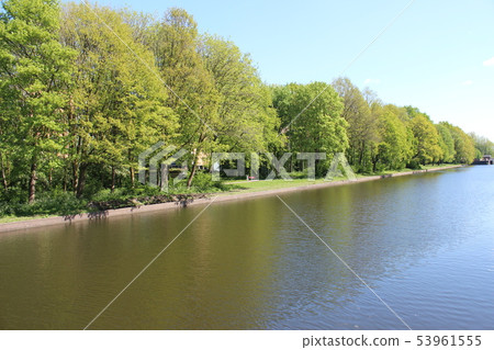 Canal in Kekenkov Park Canal in Kekenkov Park 53961555