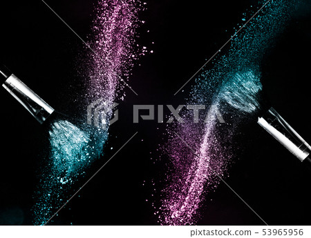 powder splash and brush for makeup artist 53965956