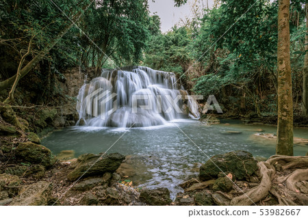 Huai Mae Khamin Waterfall tier 3, Khuean 53982667