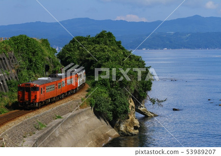 Himi line running along Toyama Bay 53989207
