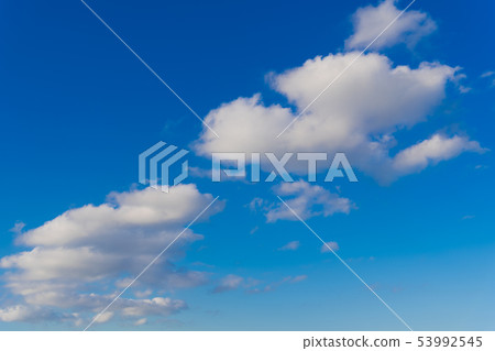 藍天和雲彩 藍天和雲彩 53992545