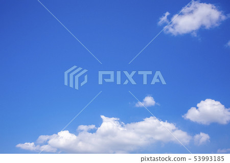  藍天和雲彩 53993185