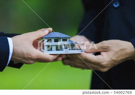 Residential model · businessman 54002769