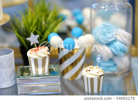 Anniversary/wedding delicious sweet dessert at Anniversary/wedding delicious sweet dessert at 54003179