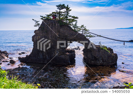 (Ishikawa Pref.) Noto peninsula Equipment rock (Hatagoi) 54005050