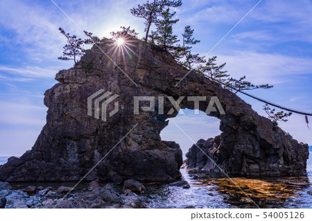 (Ishikawa Pref。)Noto半島裝備岩(Hatagoi) (Ishikawa Pref。)Noto半島裝備岩(Hatagoi) 54005126