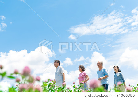 Senior, exercise, walk, blue sky 54006399