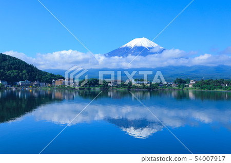 Mt. Fuji Kawaguchiko in the early summer Mt. Fuji Kawaguchiko in the early summer 54007917