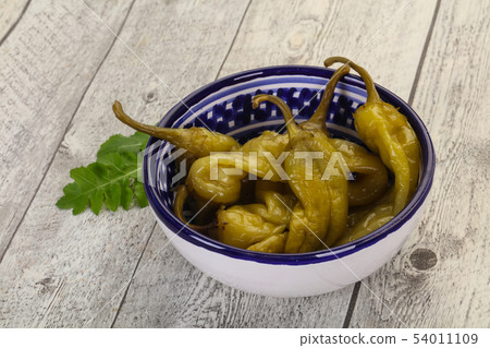Pickled green pepper Pickled green pepper 54011109