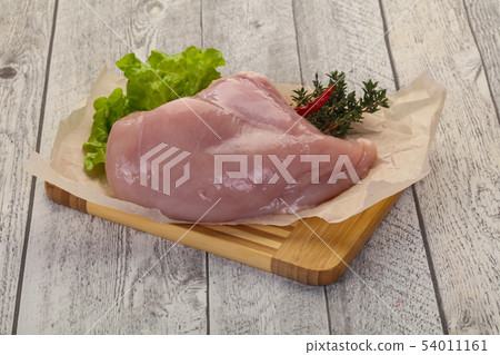 Raw chicken breast 54011161