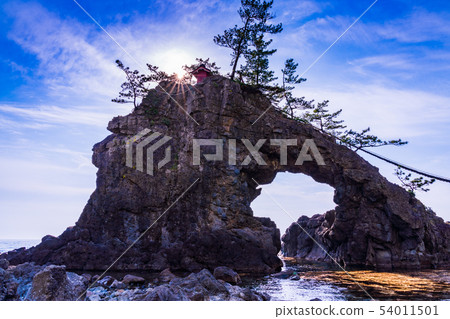 (Ishikawa Pref.) Noto peninsula Equipment rock (Hatagoi) 54011501