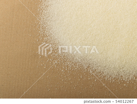 Dry gelatine powder and granules used as a gelling 54012267