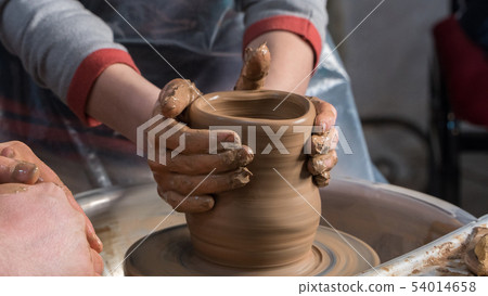 children's pottery studio 54014658